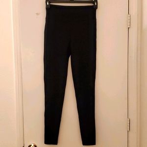 Red Hot by Spanx Ponte Leggings